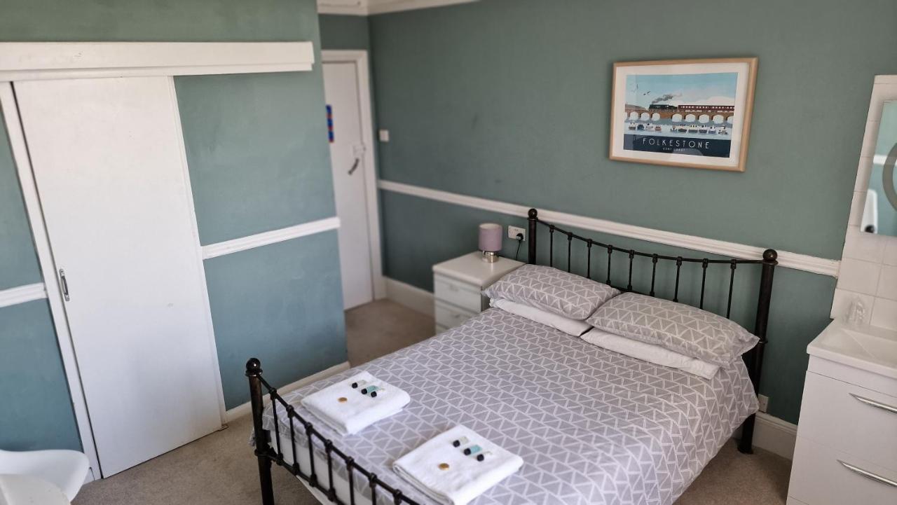 פולקסטון Westward Ho Hotel מראה חיצוני תמונה